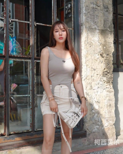 少妇喷潮手机在线视频，揭秘都市女性的时尚新风尚少妇喷潮手机在线视频播放