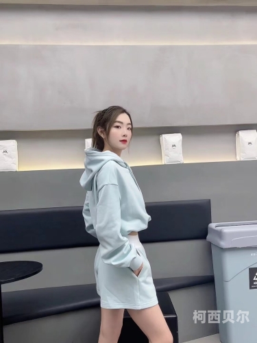 97视频人人蜜桃天美，引领潮流，展现魅力