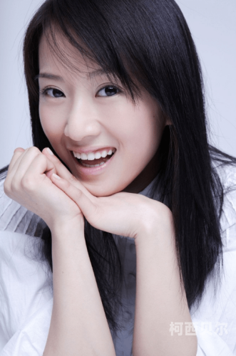黄片三级熟女片黄片三级熟女片，网络热议下的角色设定与故事背景