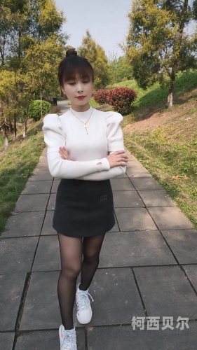 丰满少妇被粗大猛烈探秘，一场感官盛宴的背后丰满少妇被粗大猛烈进人在线小说